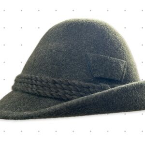 Elegant Olive Green Women's Hat